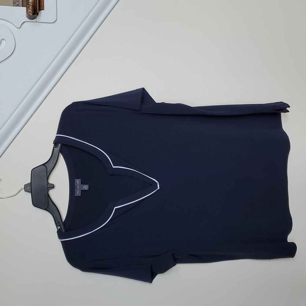 SZ PXL "The Limited" Navy Knit Top with White Trim